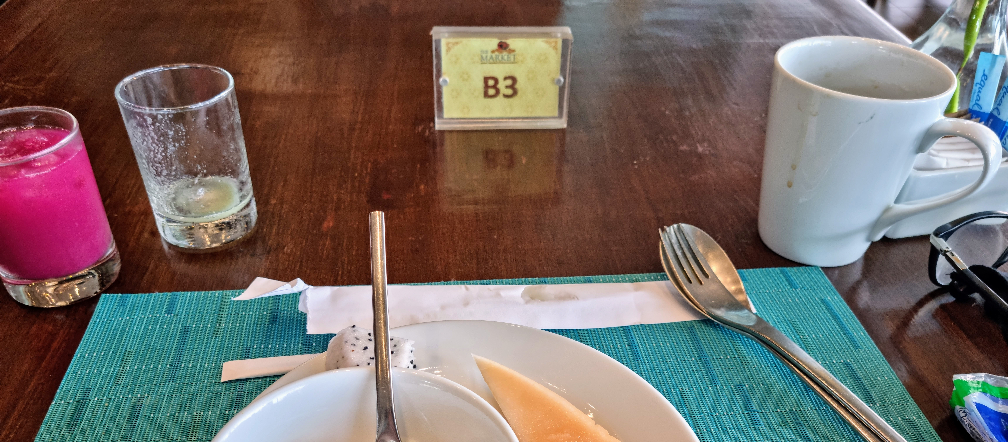 Breakfast table with label 'B3'
